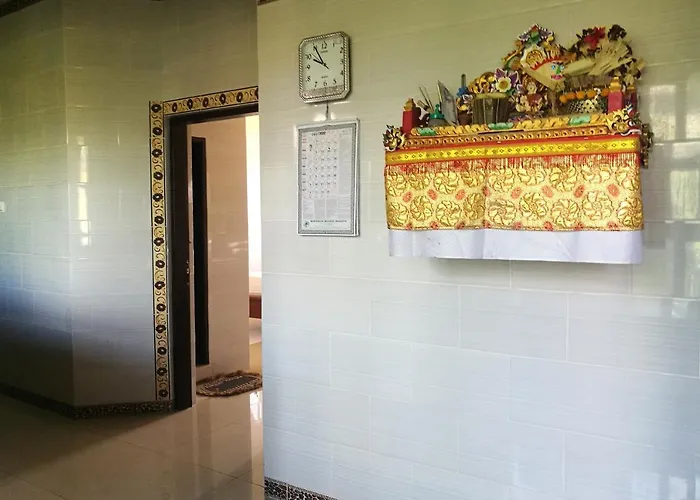 Oyo 3891 Penginapan Pondok Alit 2*